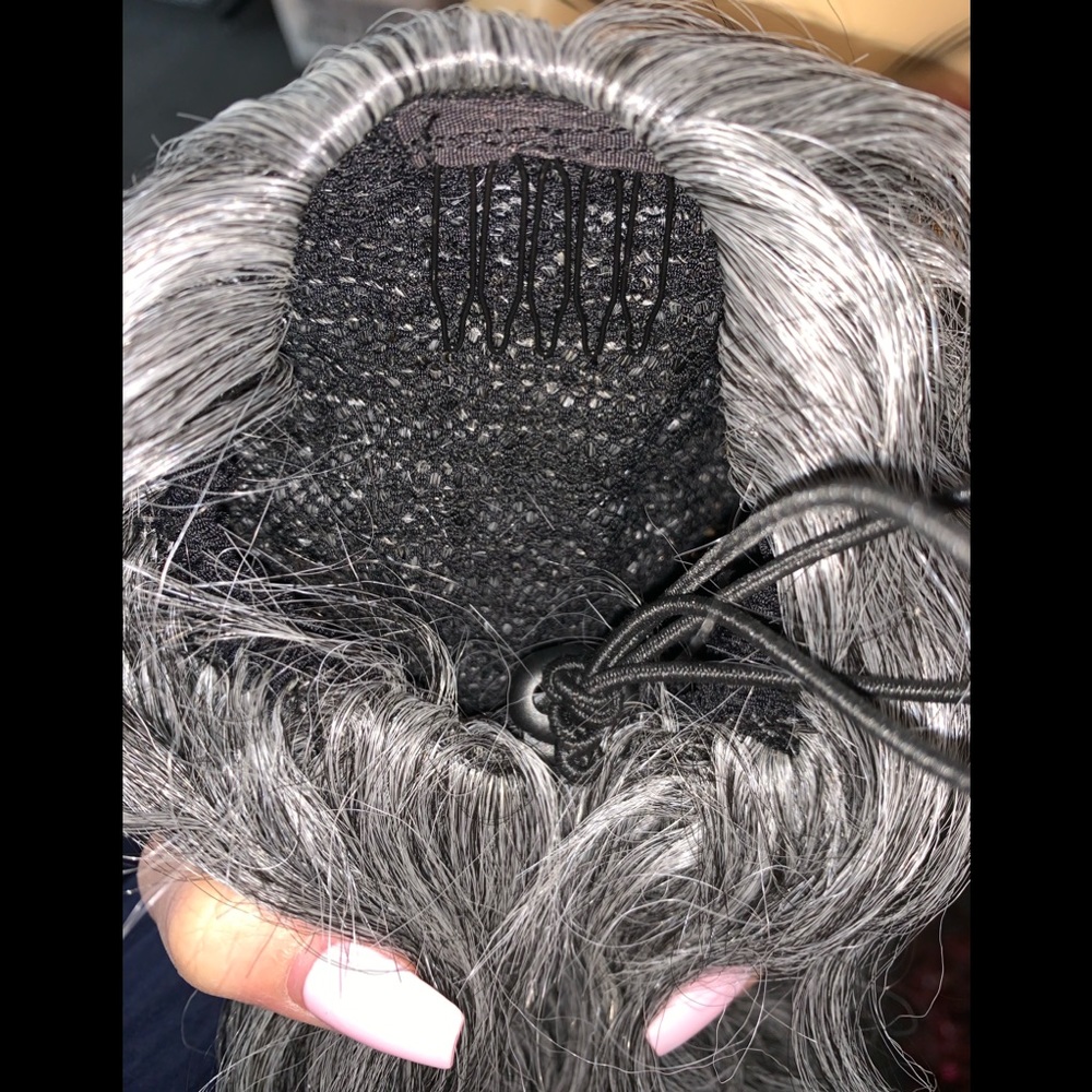 Grey ponytail curly wavy drawstring ponytail - Picture 5 of 8